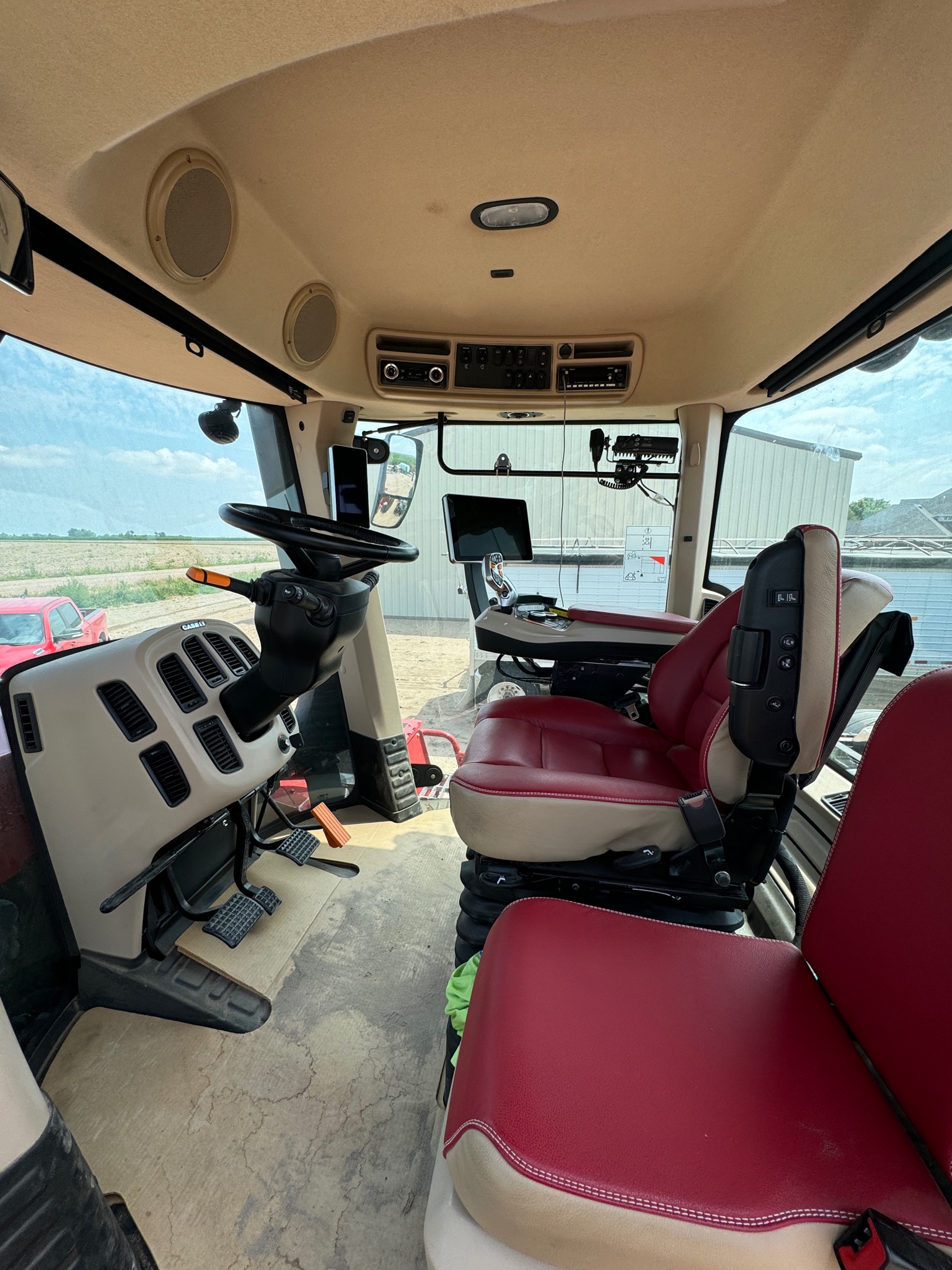 2023 Case IH Steiger 420 AFS Row Tractor