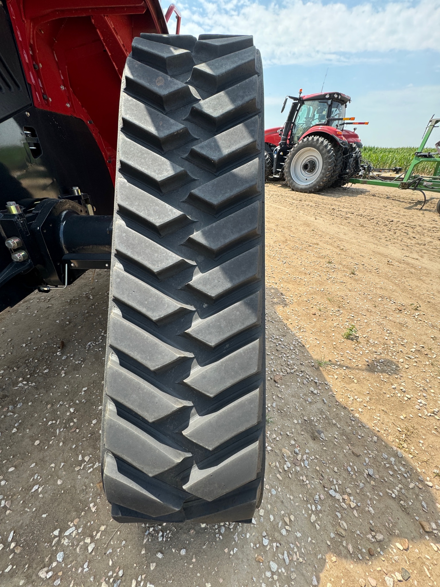 2023 Case IH Steiger 420 AFS Row Tractor