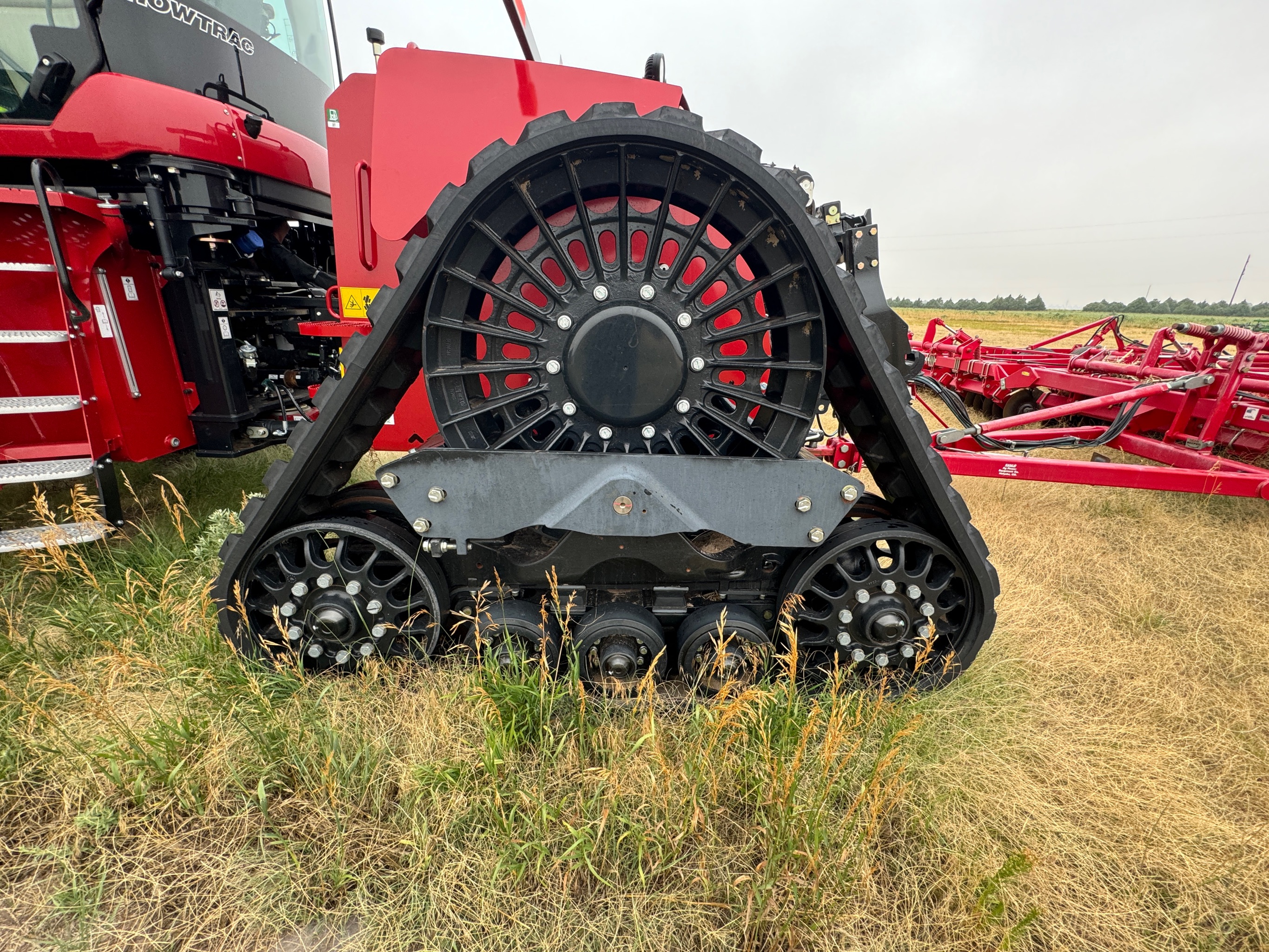 2023 Case IH Steiger 420 AFS Row Tractor