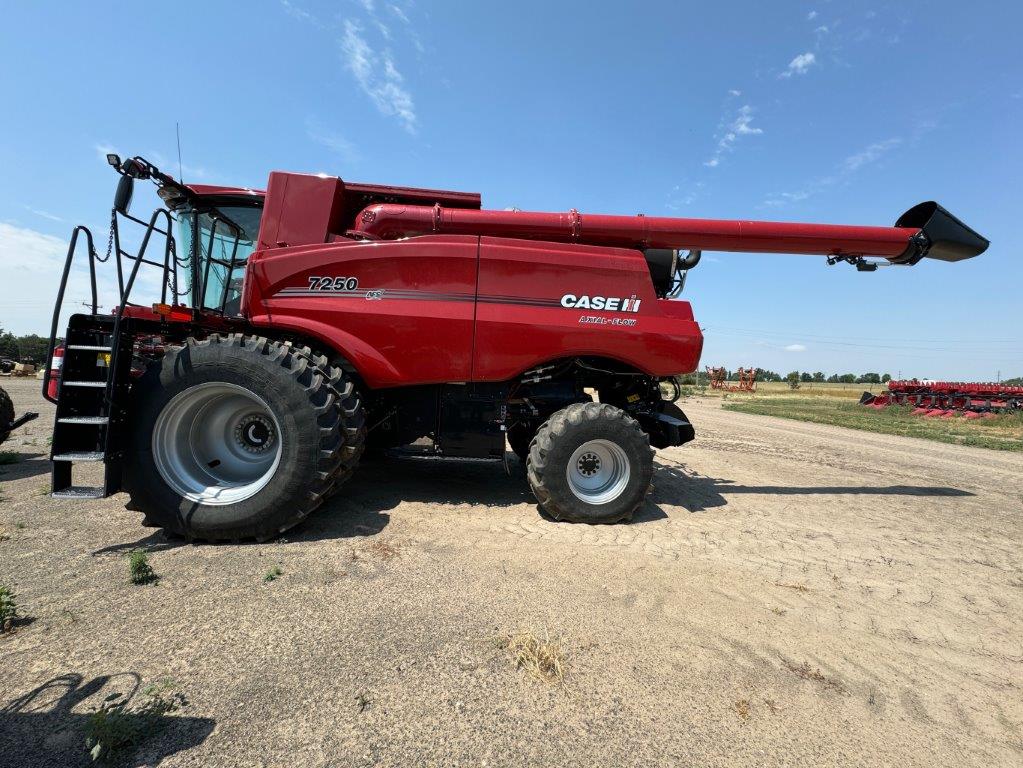 2023 Case IH 7250 Combine