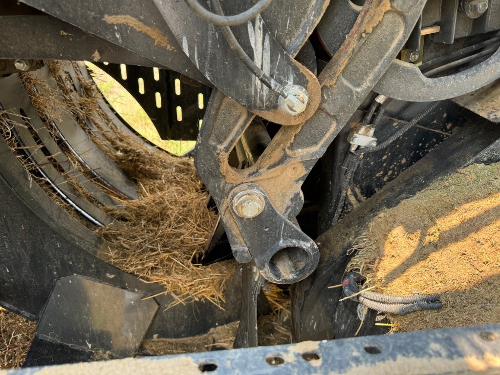 2020 Case IH LB334 XL Baler/Big Square