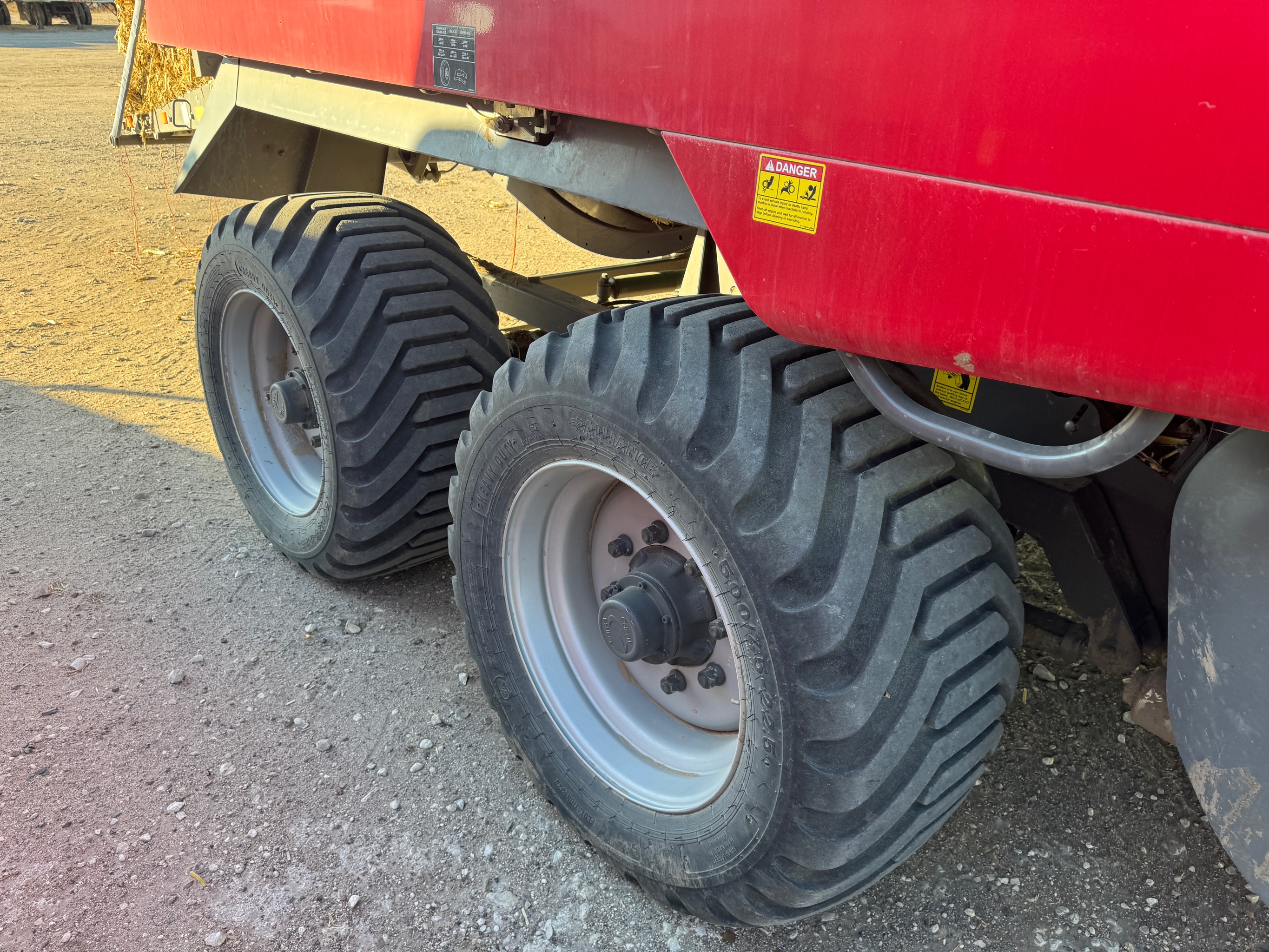 2022 Massey Ferguson 2270 XD Baler/Big Square
