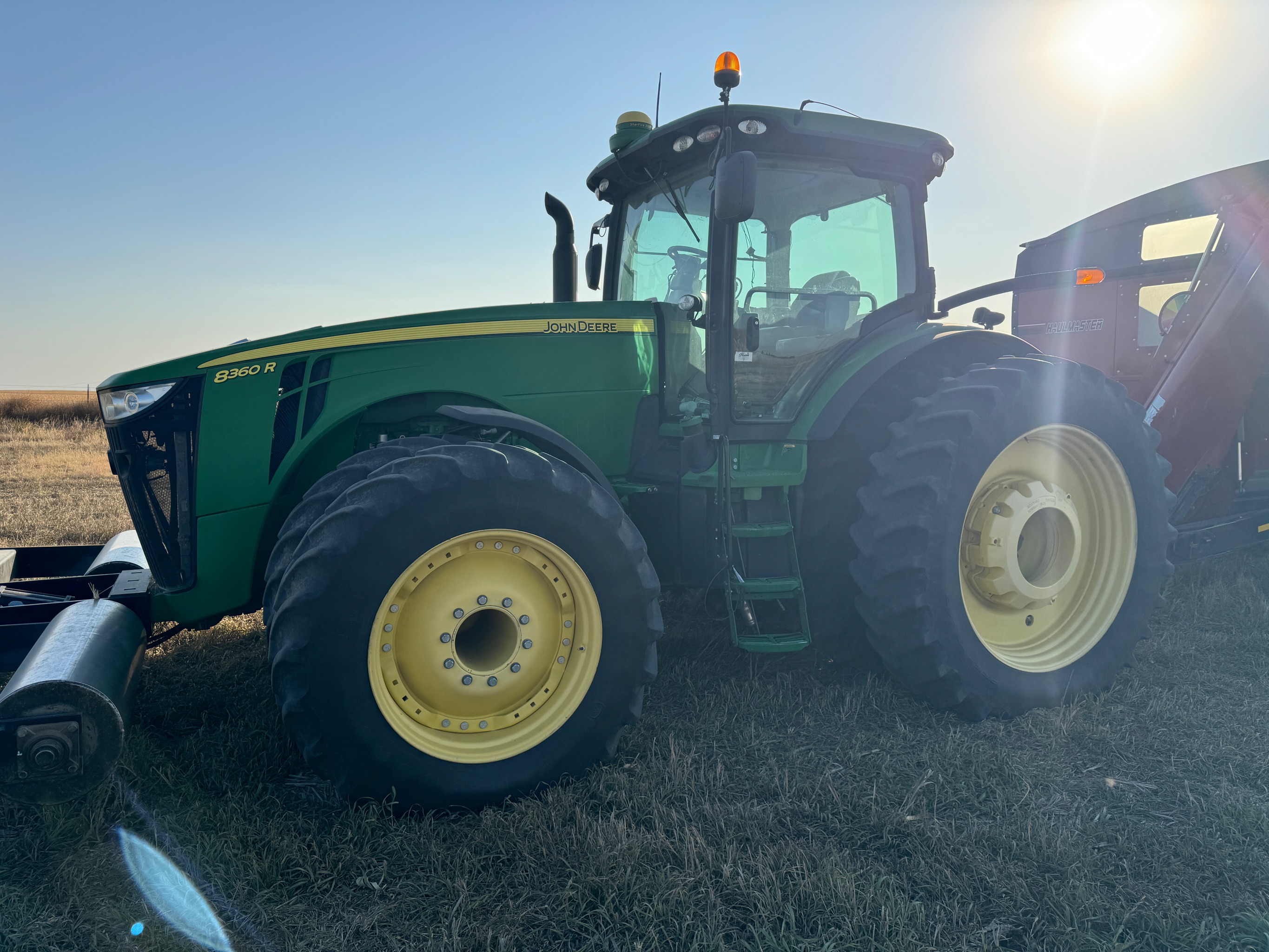 2011 John Deere 8360R Tractor