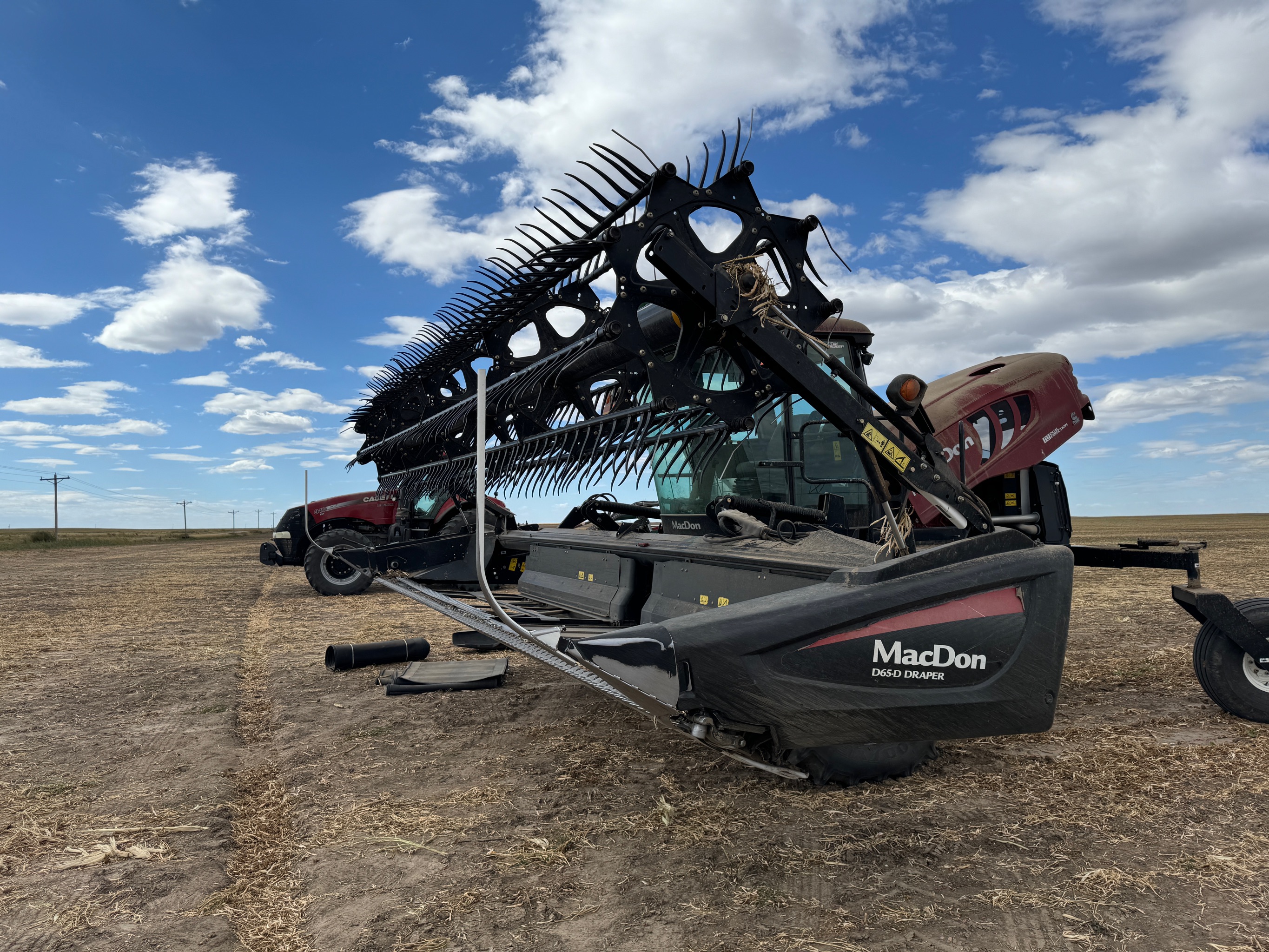 2015 MacDon D65D Header Draper