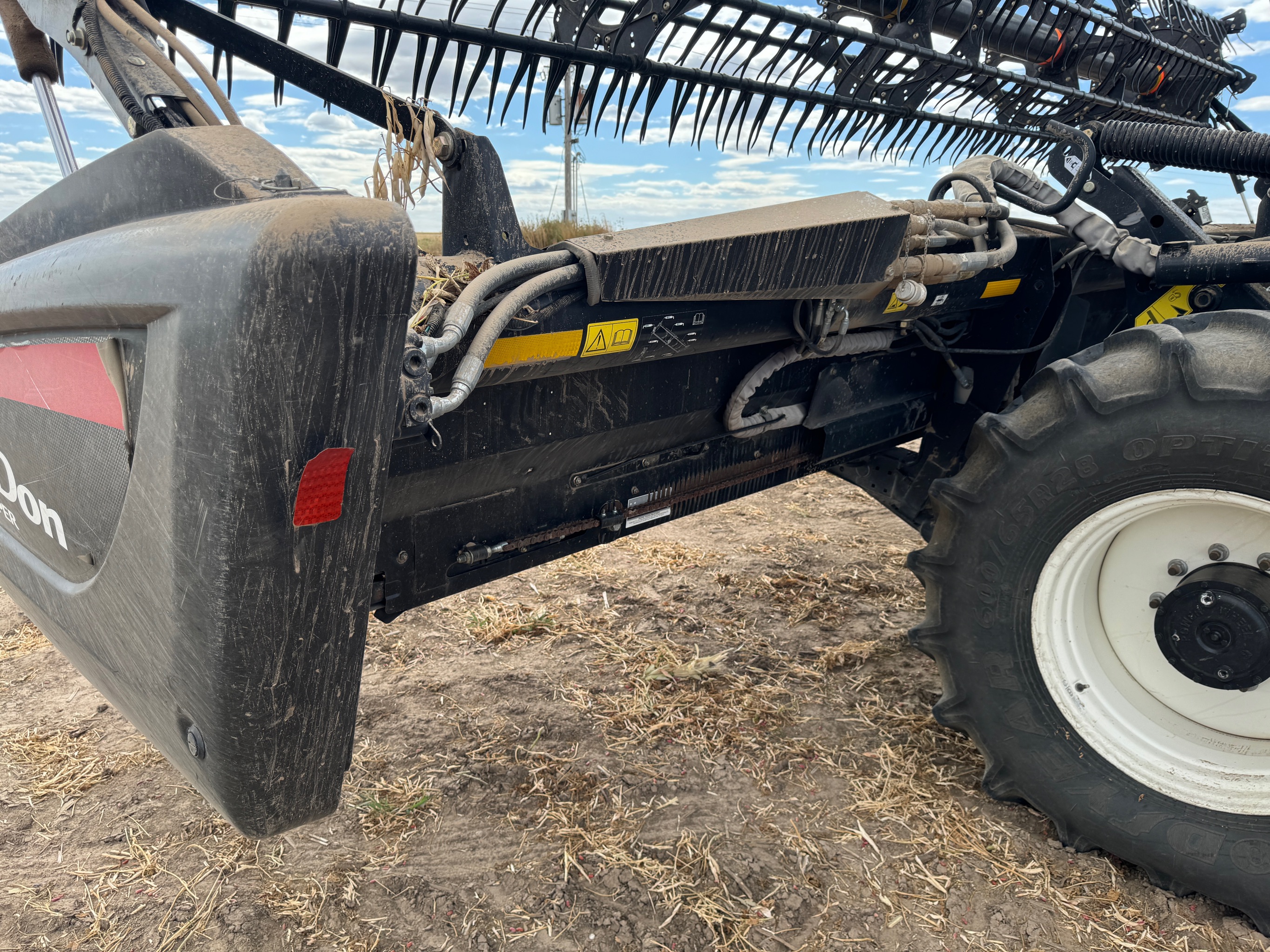 2015 MacDon D65D Header Draper