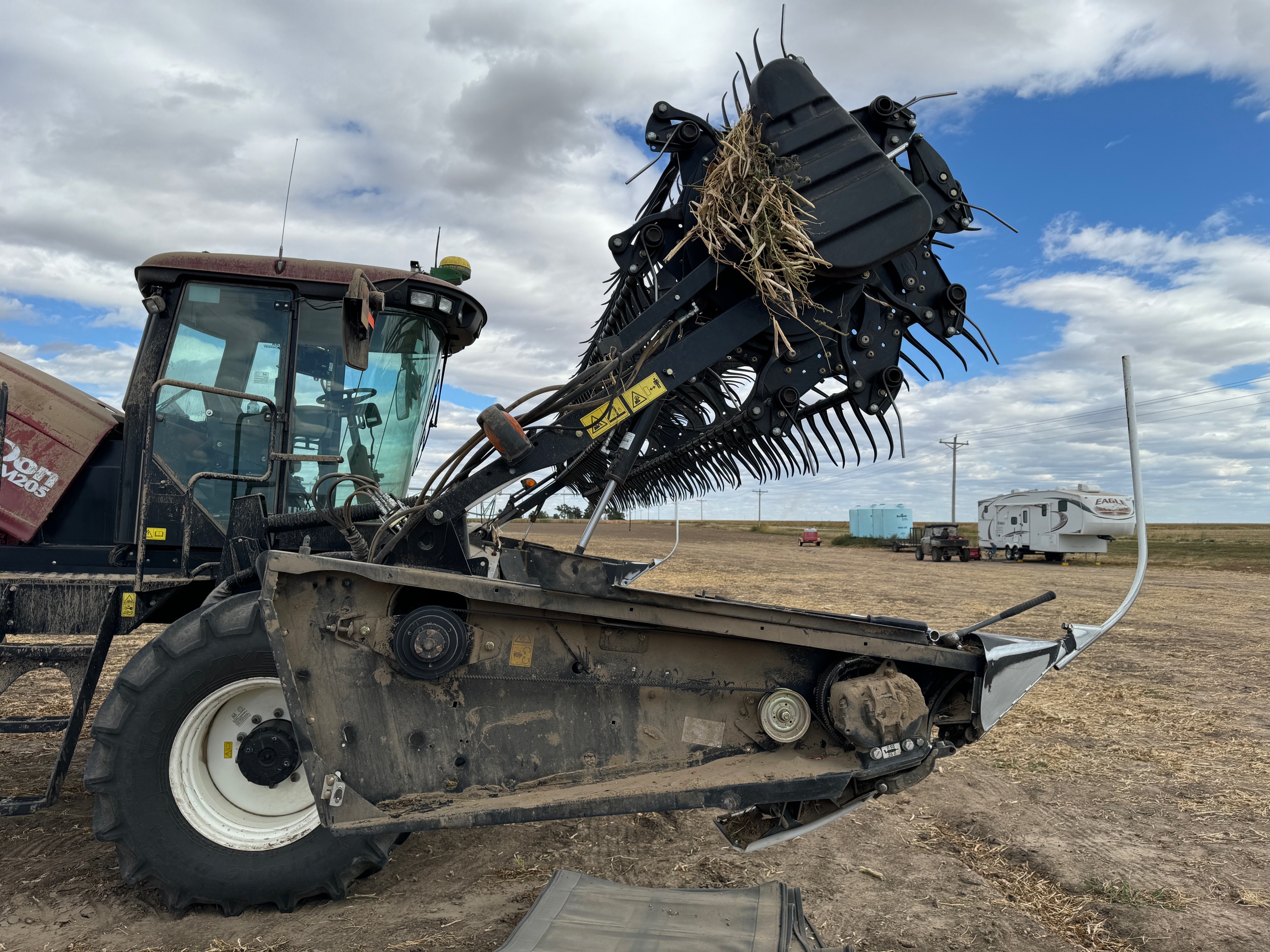 2015 MacDon D65D Header Draper