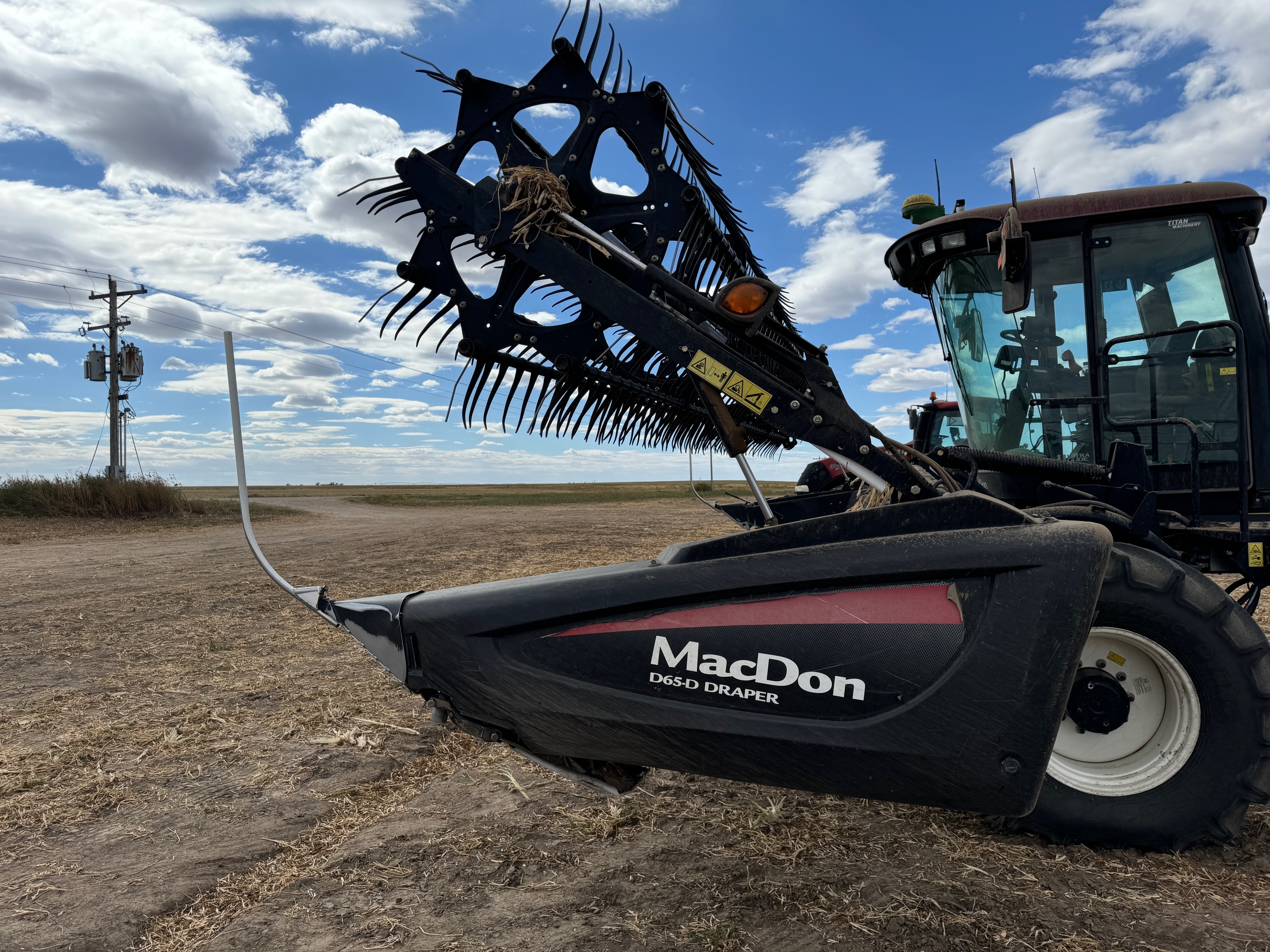 2015 MacDon D65D Header Draper