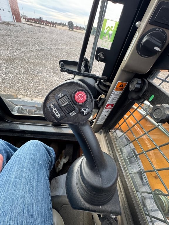 2012 Case SR250 Skid Steer Loader