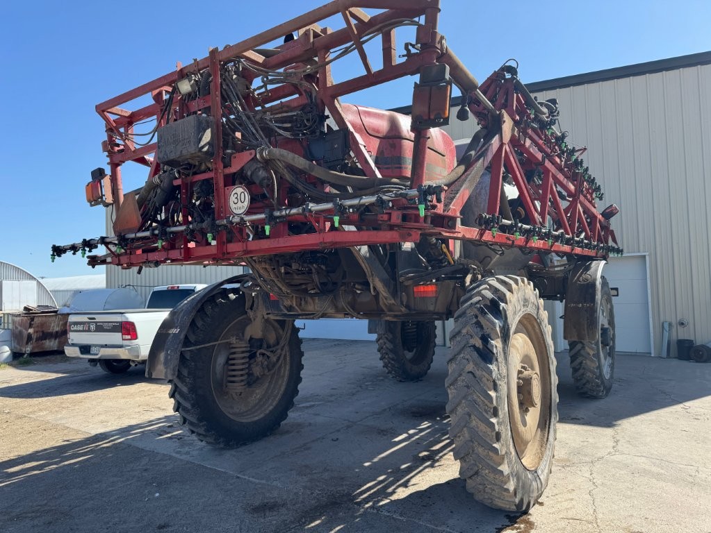 2015 Case IH PATRIOT 4440 Sprayer/High Clearance