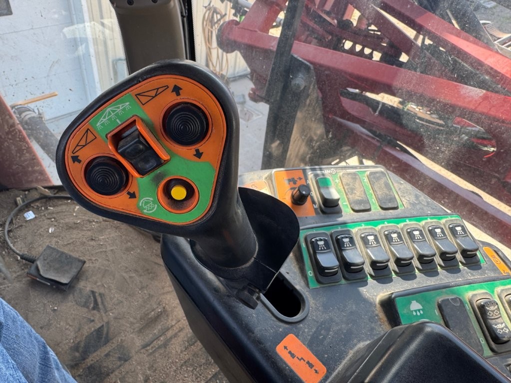 2015 Case IH PATRIOT 4440 Sprayer/High Clearance