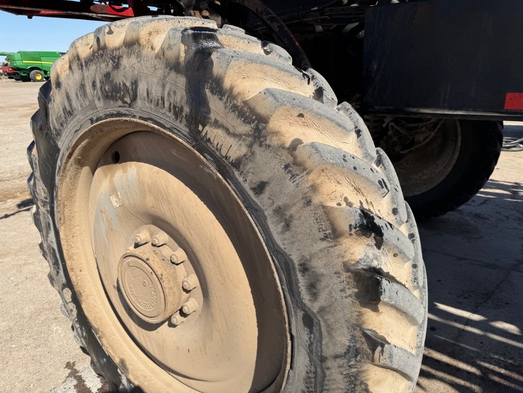 2015 Case IH PATRIOT 4440 Sprayer/High Clearance