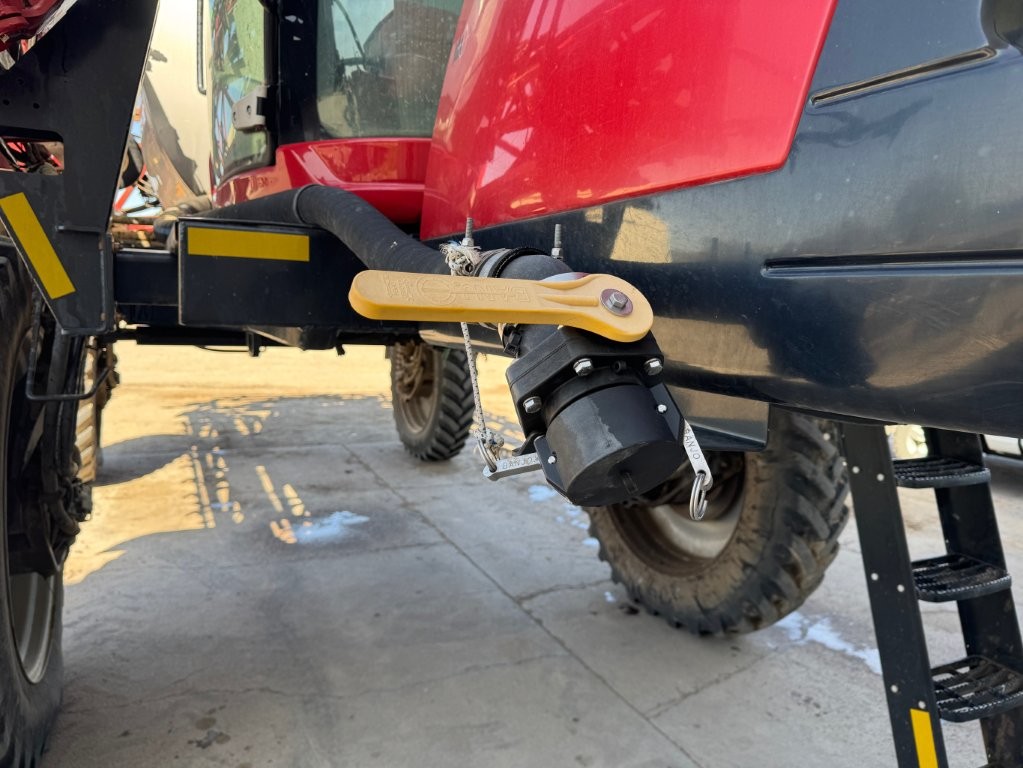 2015 Case IH PATRIOT 4440 Sprayer/High Clearance