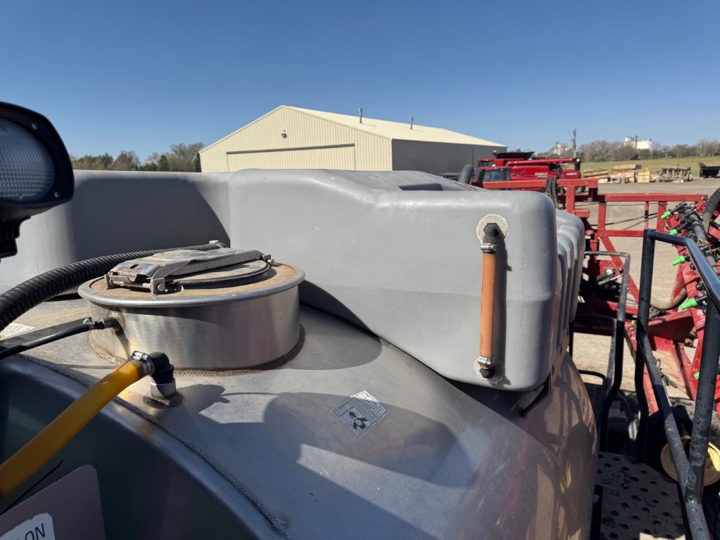 2015 Case IH PATRIOT 4440 Sprayer/High Clearance