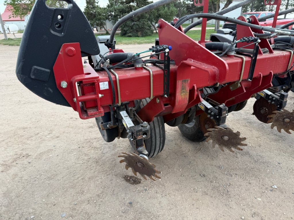 2014 Case IH 1255 Planter