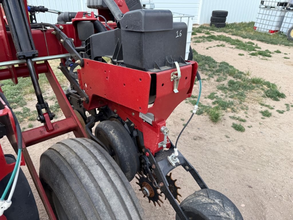 2014 Case IH 1255 Planter