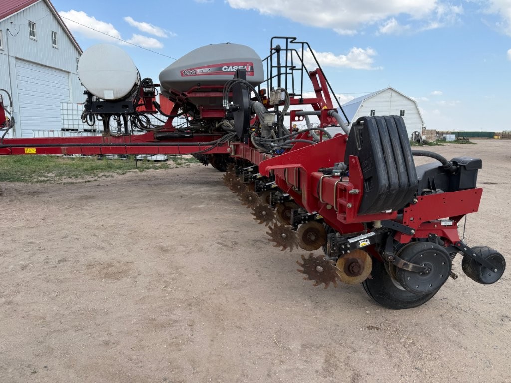 2014 Case IH 1255 Planter