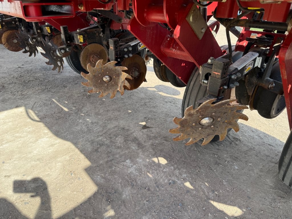 2014 Case IH 1255 Planter