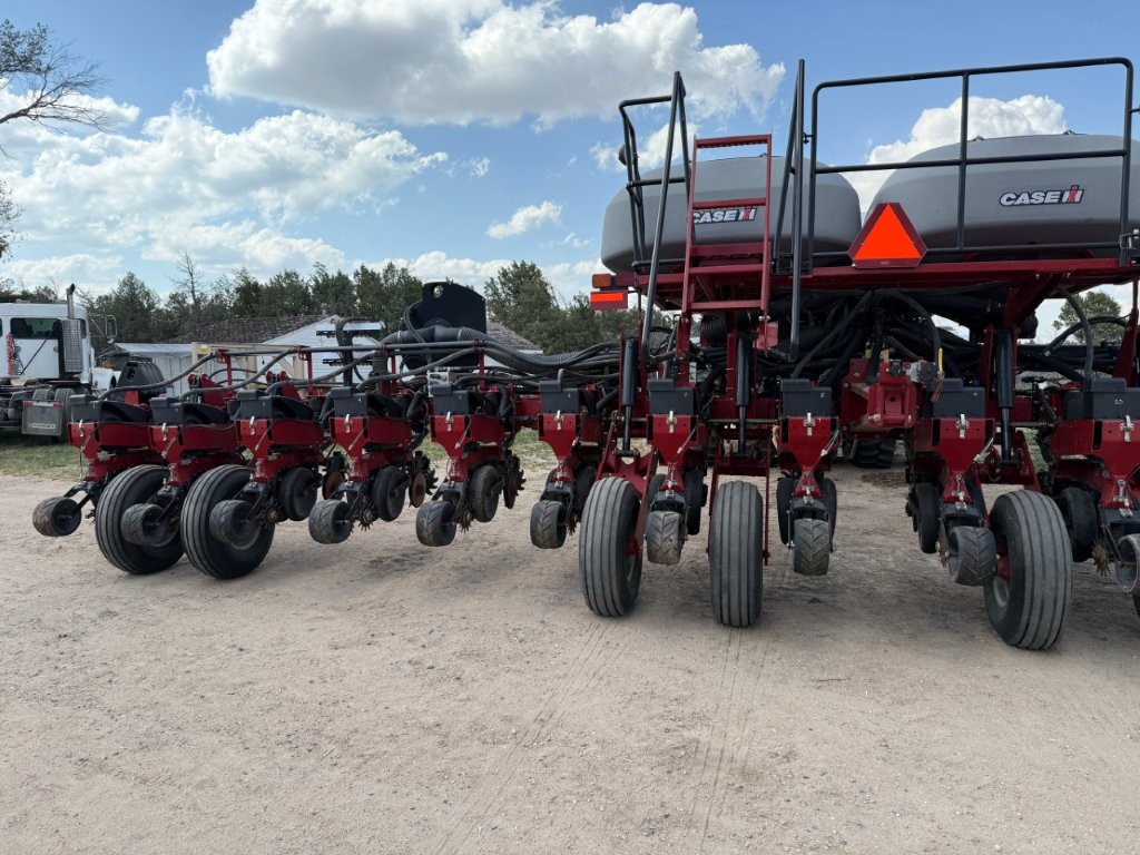 2014 Case IH 1255 Planter