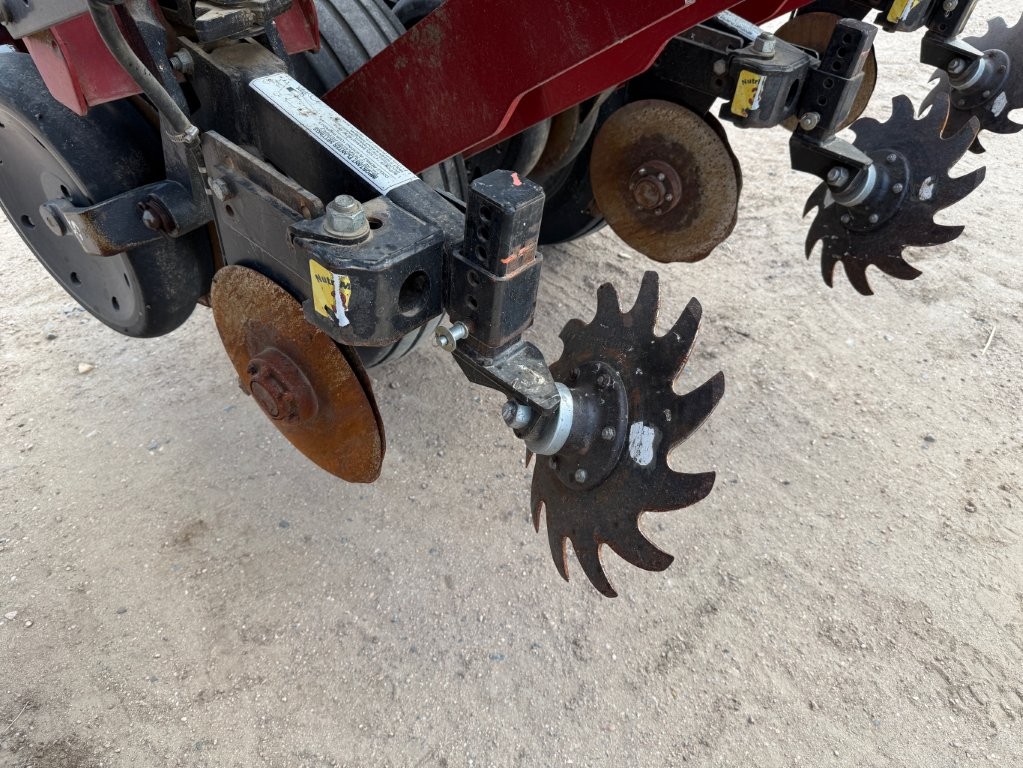 2014 Case IH 1255 Planter