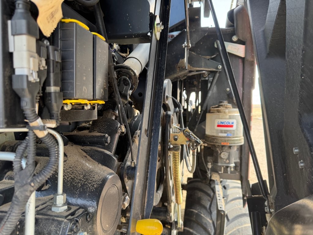 2023 Case IH LB434XL Baler/Big Square