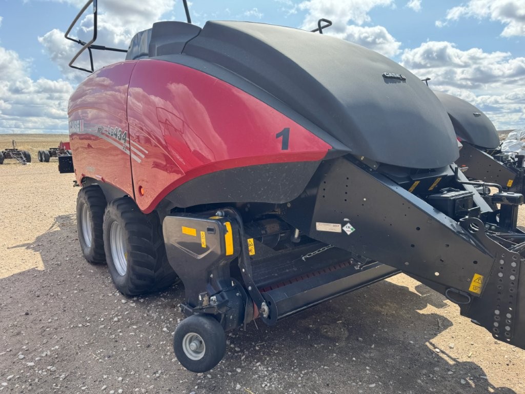 2023 Case IH LB434XL Baler/Big Square