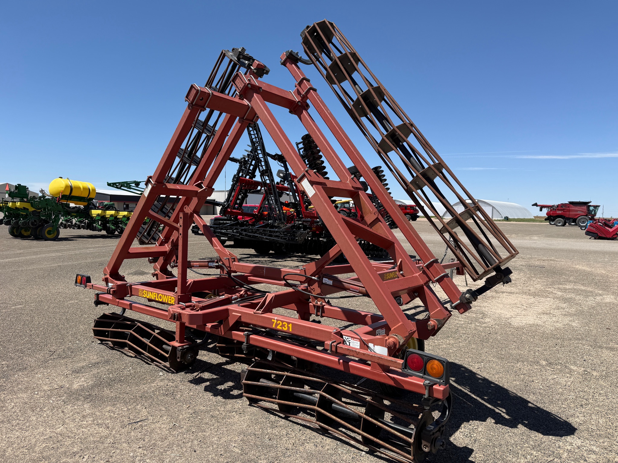 2001 Sunflower 7231 Vertical Tillage