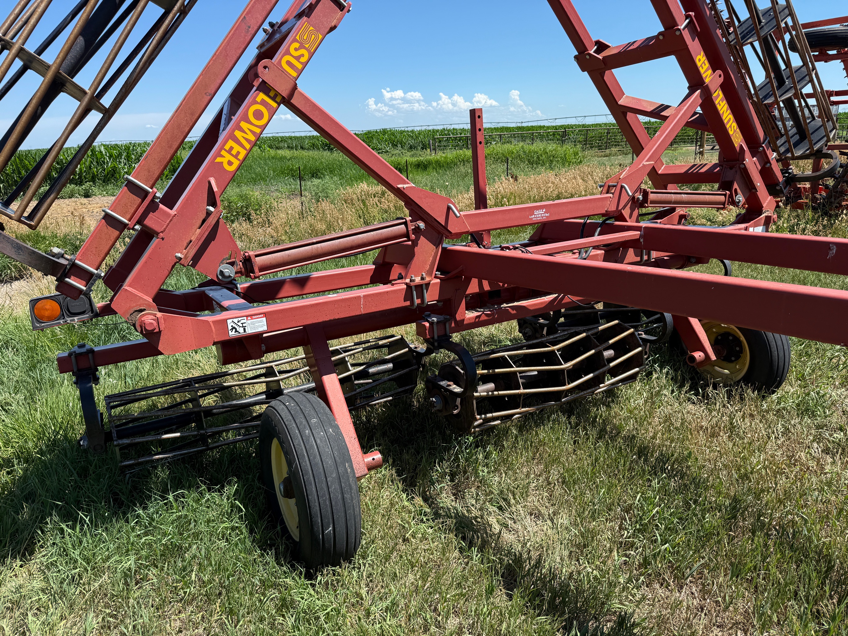 2001 Sunflower 7231 Vertical Tillage