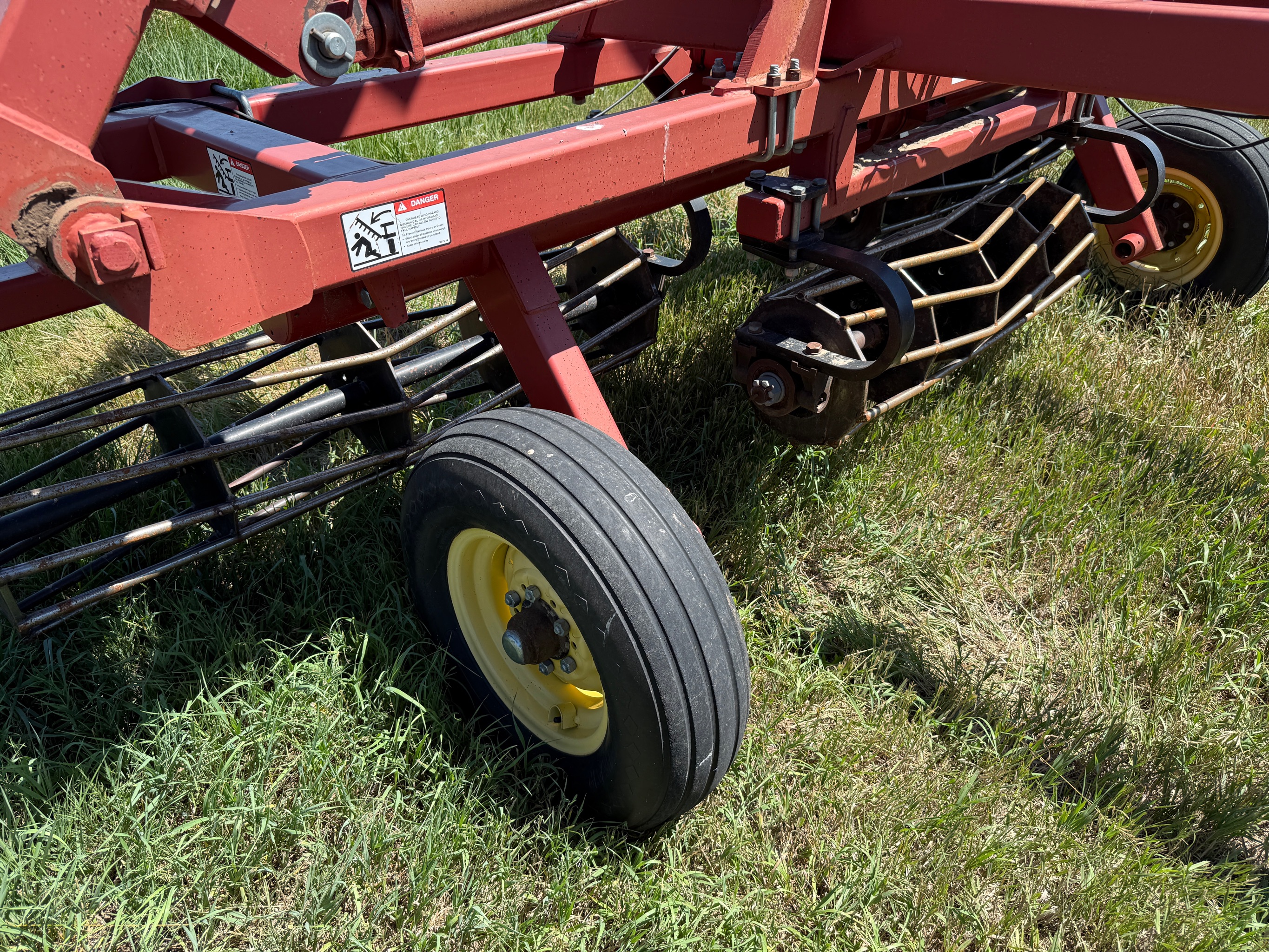 2001 Sunflower 7231 Vertical Tillage