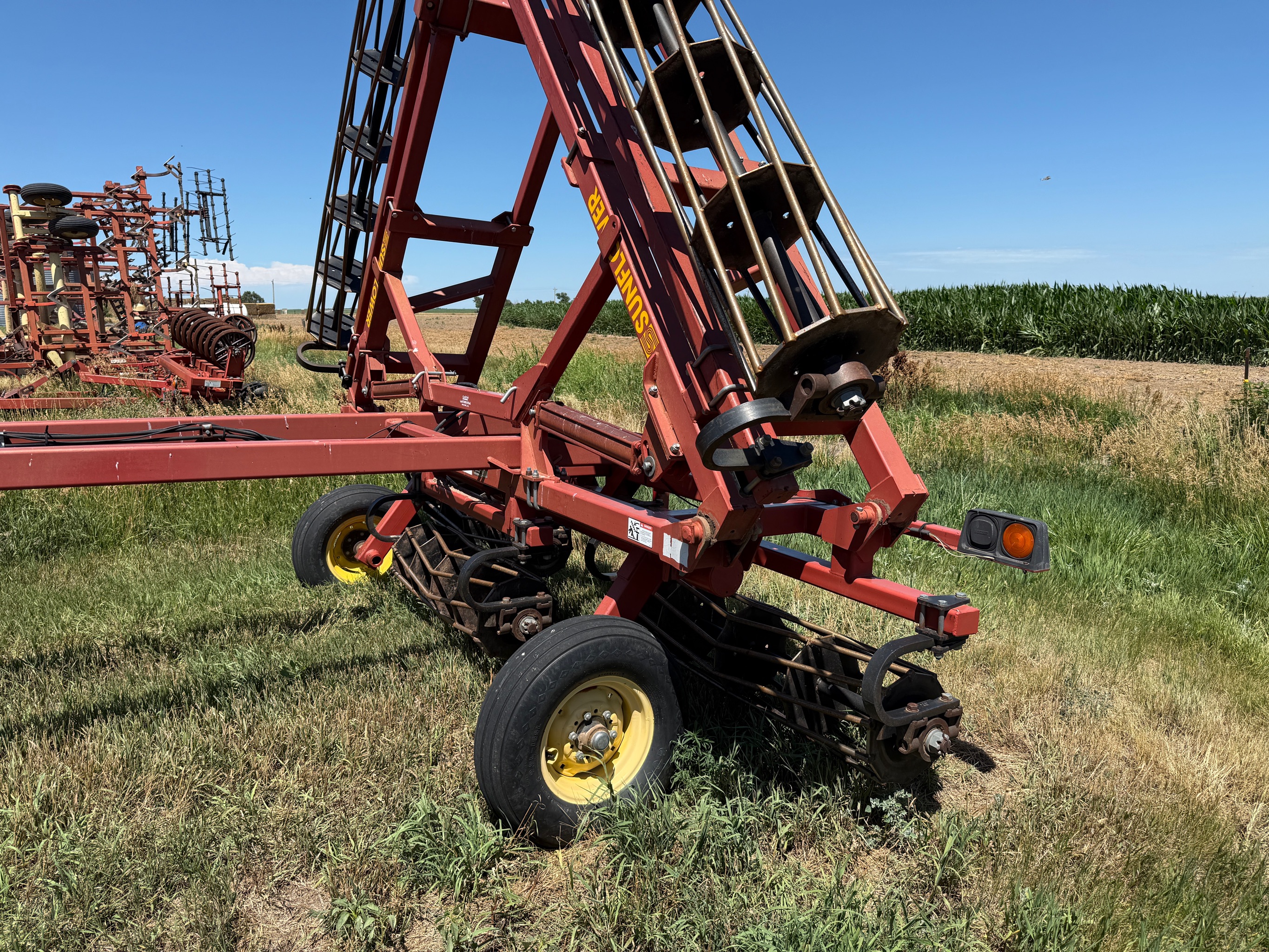2001 Sunflower 7231 Vertical Tillage