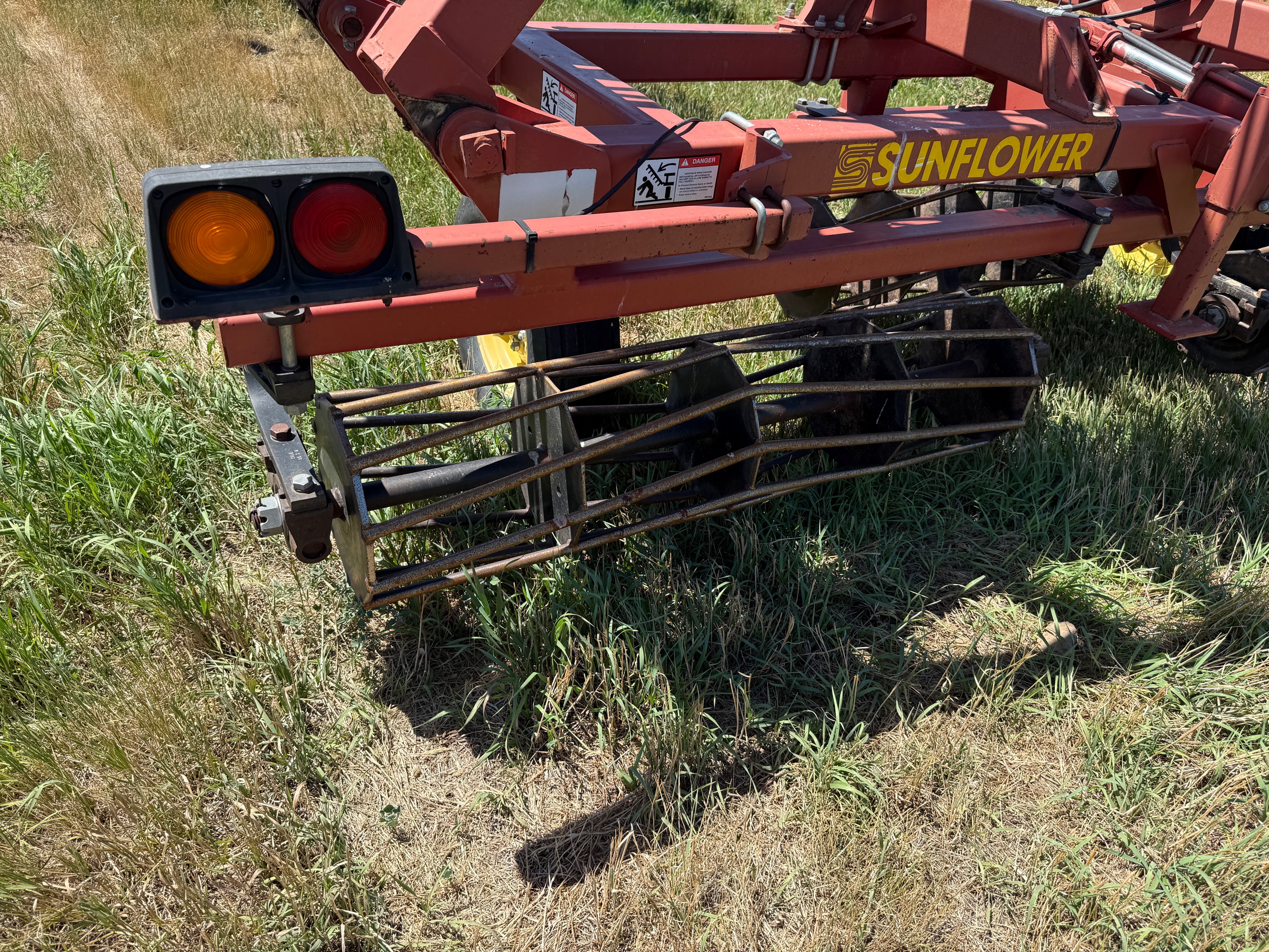2001 Sunflower 7231 Vertical Tillage