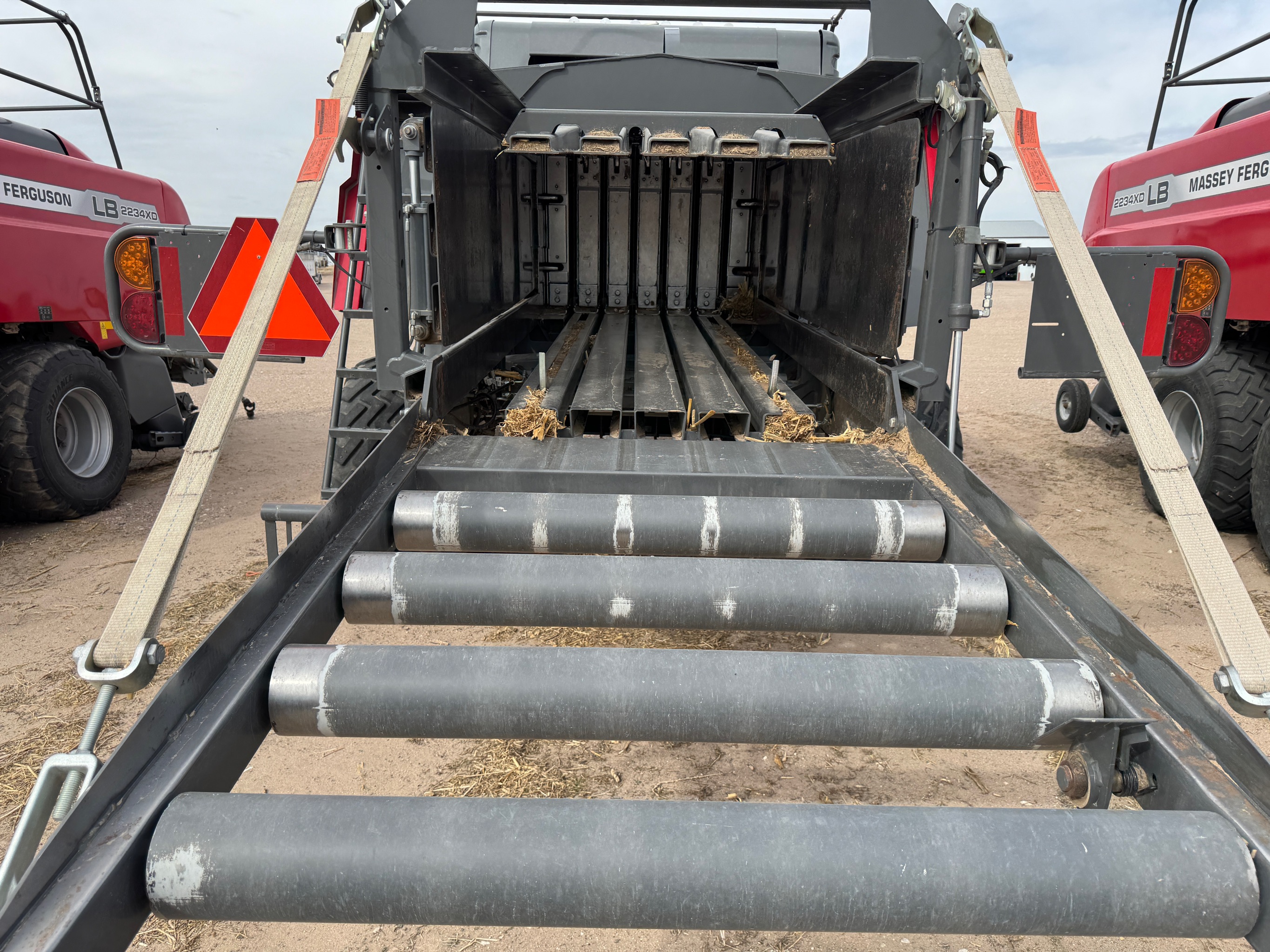 2023 Massey Ferguson LB2234XD Baler/Big Square
