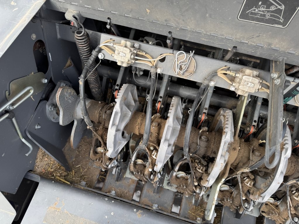 2023 Massey Ferguson LB2234XD Baler/Big Square