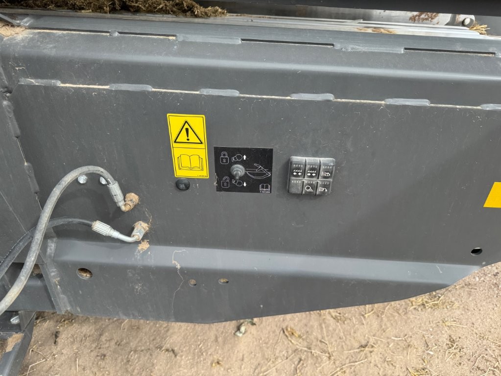 2023 Massey Ferguson LB2234XD Baler/Big Square