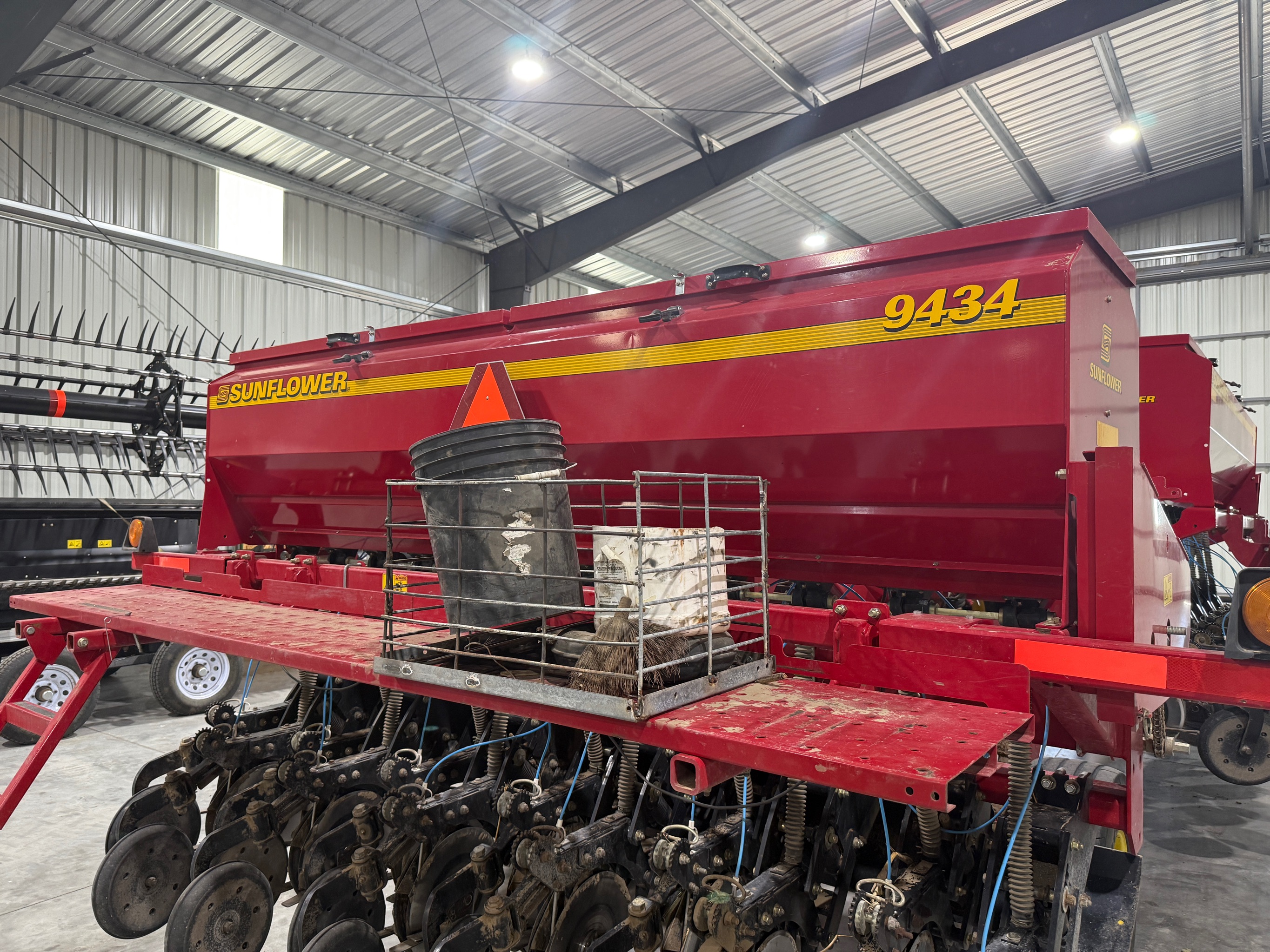 2009 Sunflower 9434-30 Drill/Box