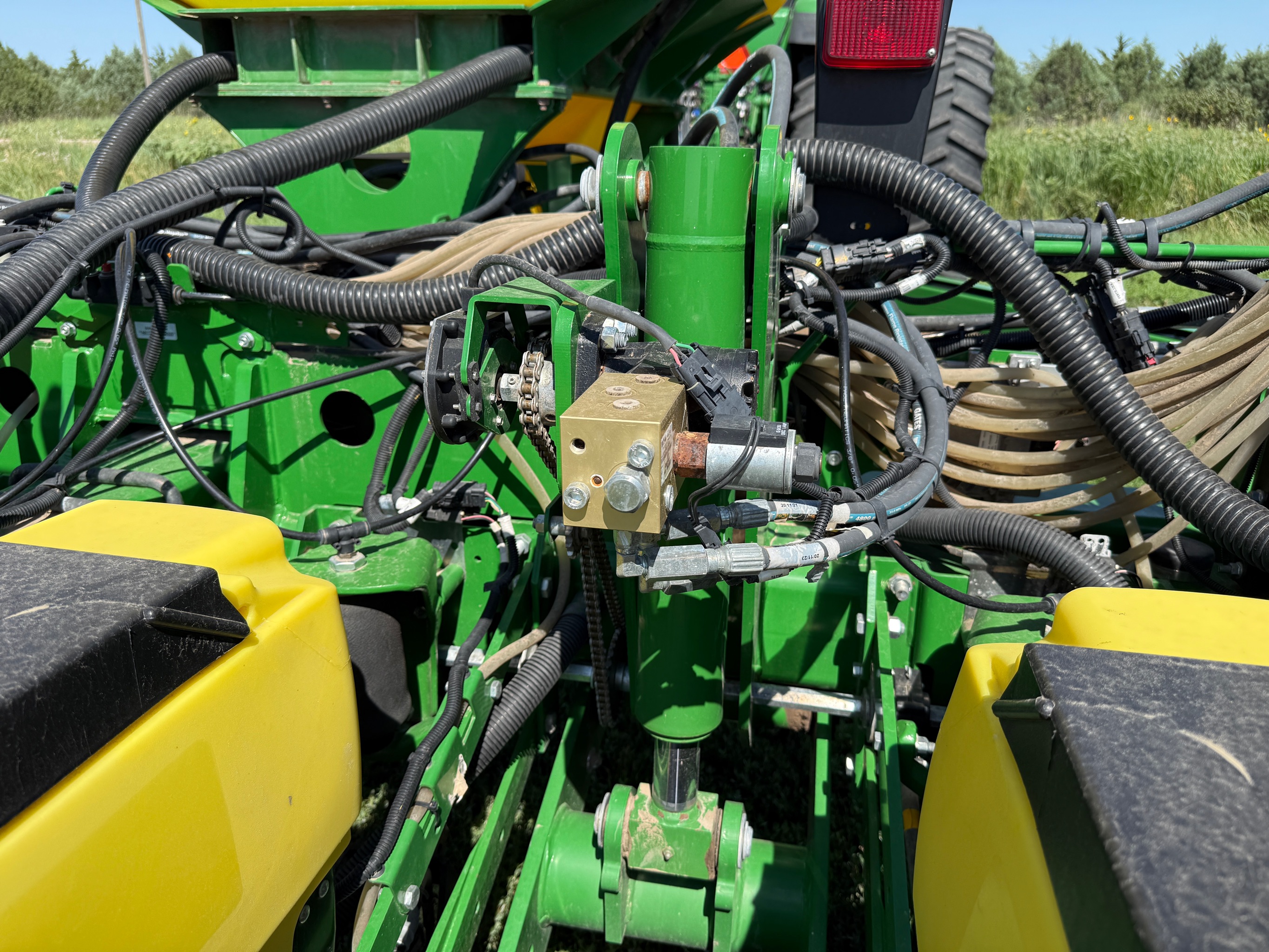 2021 John Deere 1775NT Planter