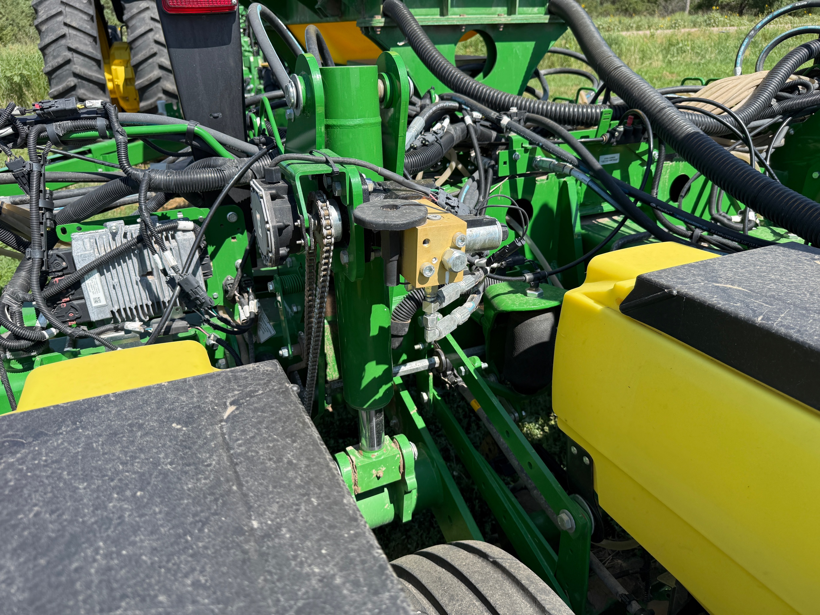 2021 John Deere 1775NT Planter