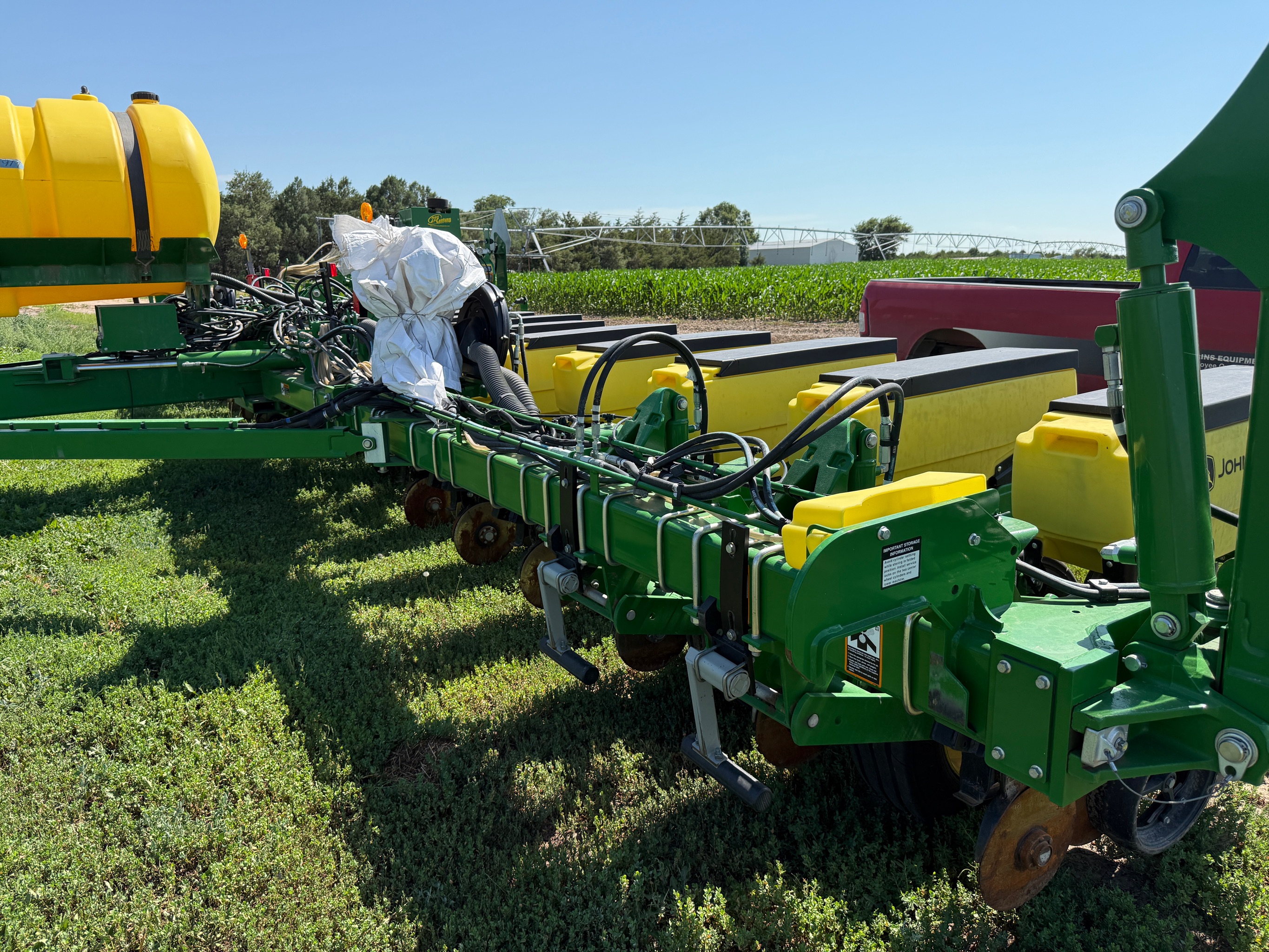 2021 John Deere 1775NT Planter