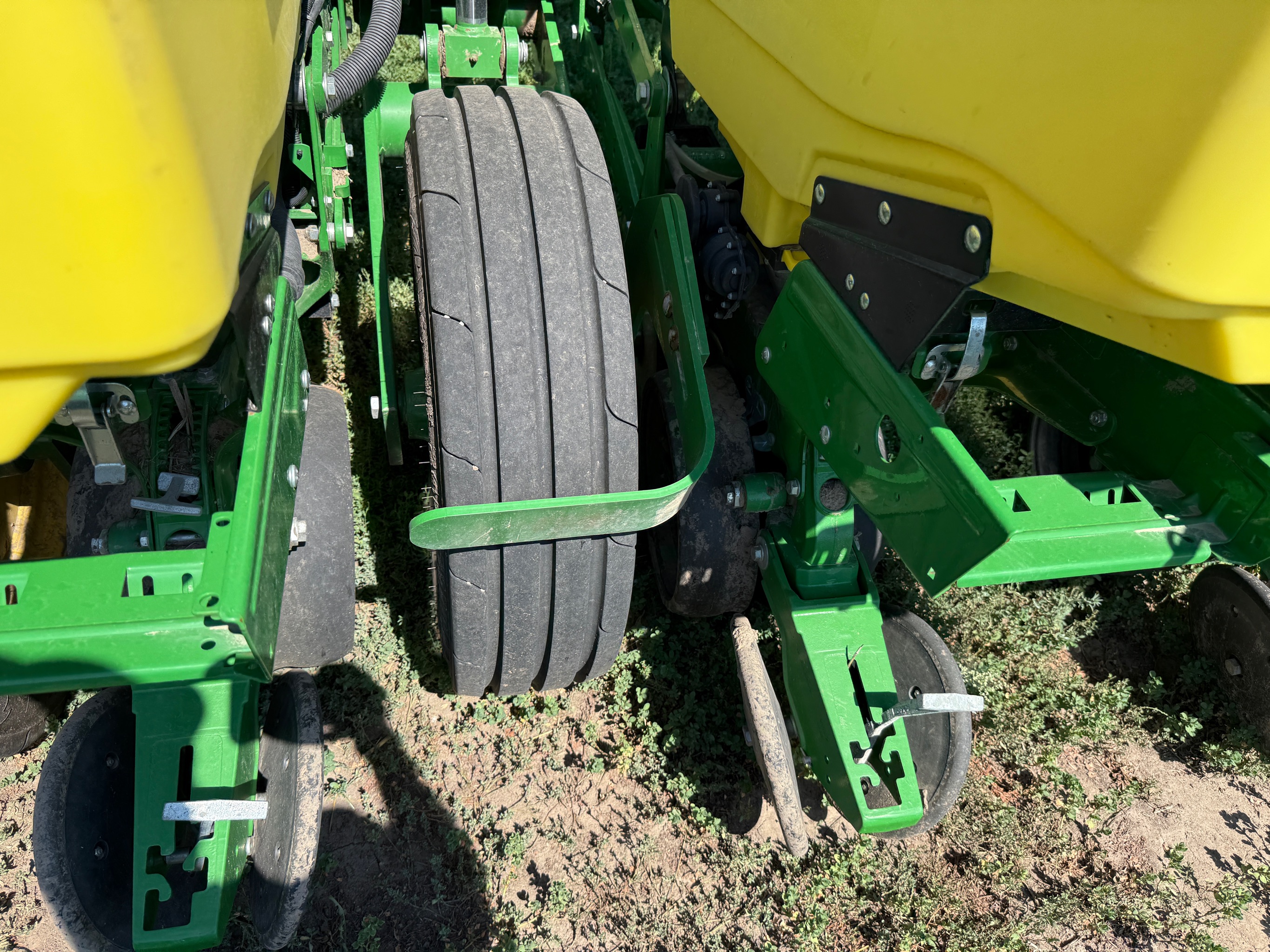 2021 John Deere 1775NT Planter
