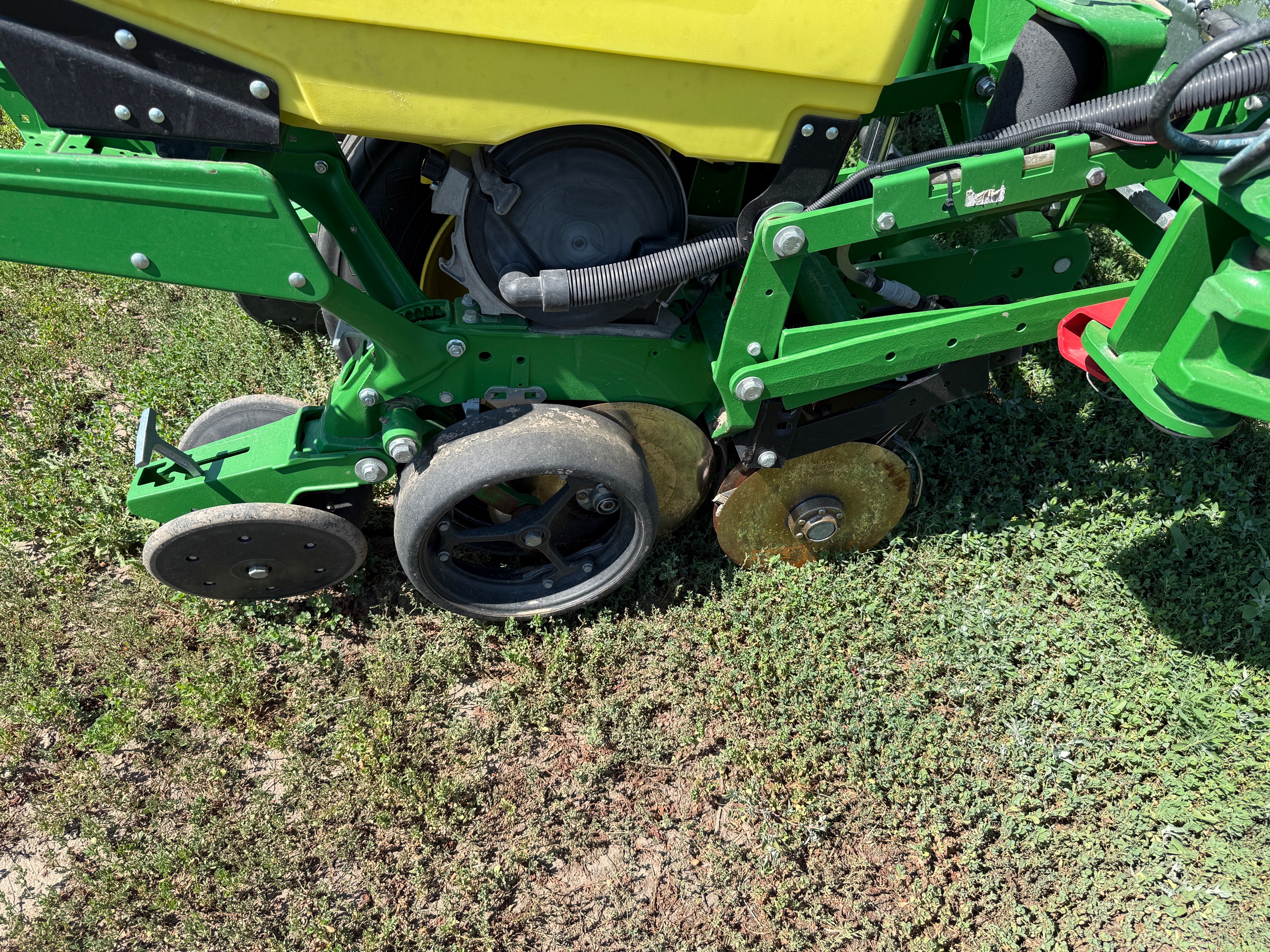 2021 John Deere 1775NT Planter