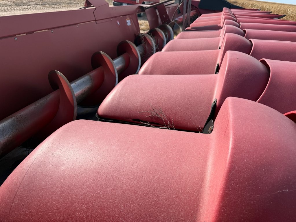 2011 Case IH 3412 Header Corn Head