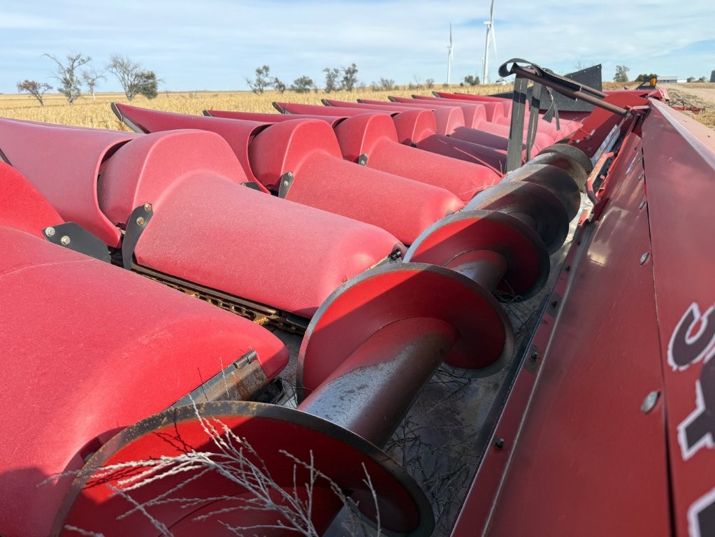 2011 Case IH 3412 Header Corn Head