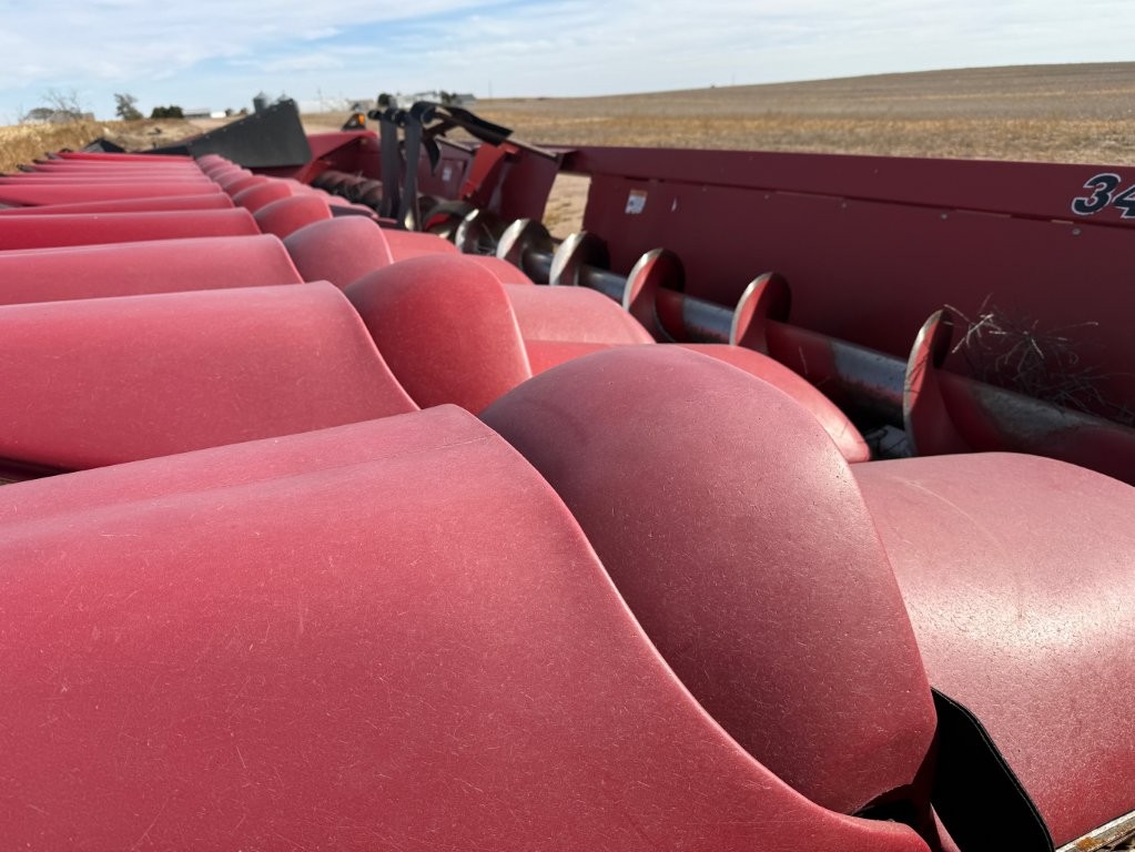 2011 Case IH 3412 Header Corn Head