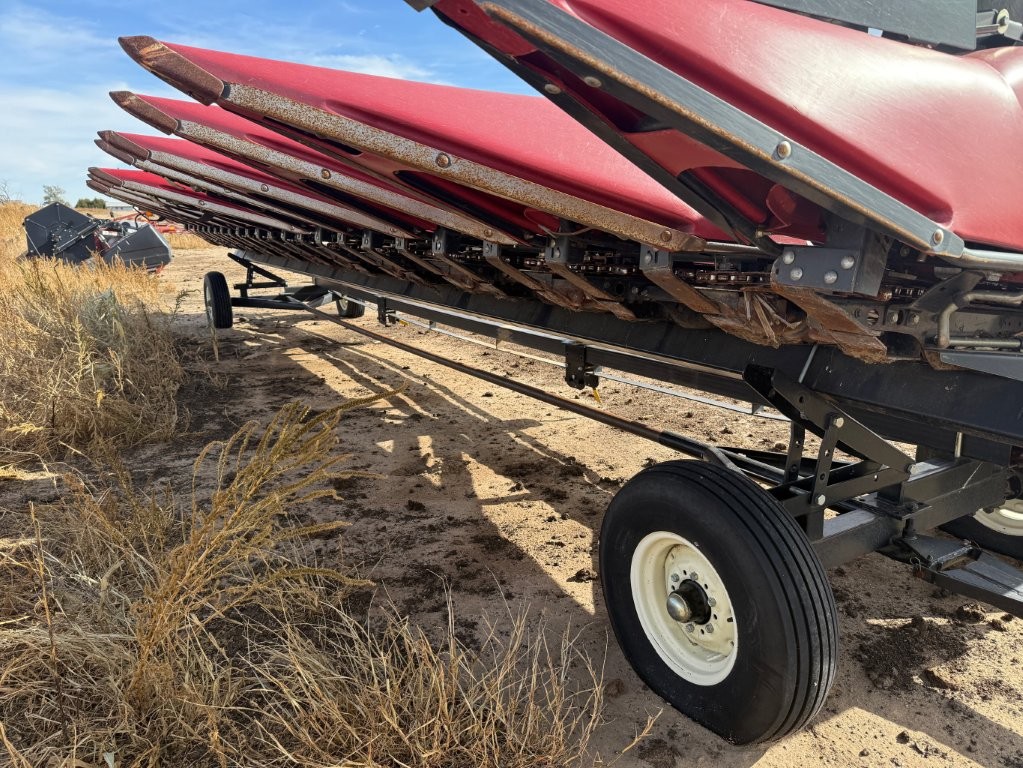 2011 Case IH 3412 Header Corn Head