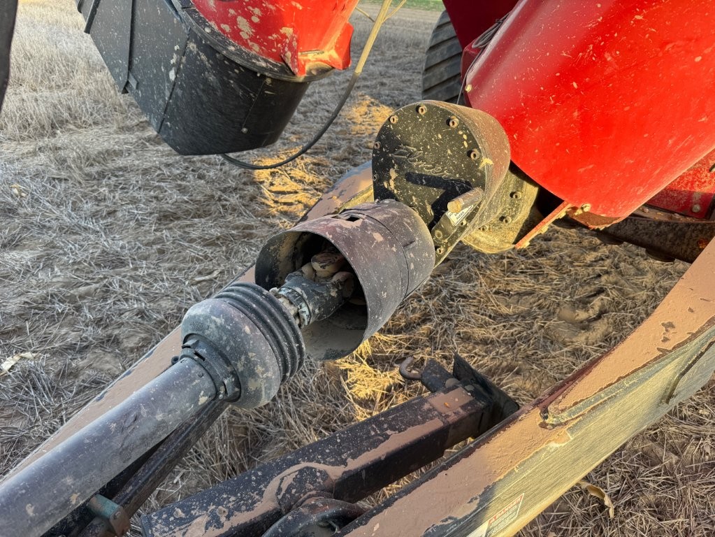 2019 Misc 1300 Grain Cart