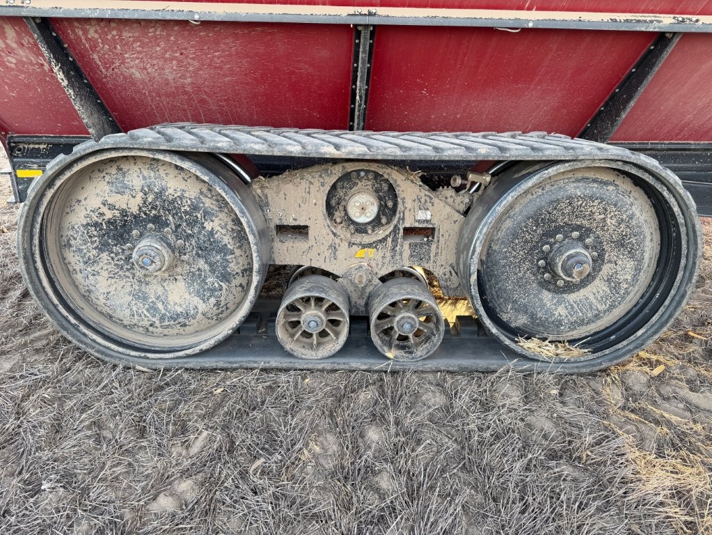 2019 Misc 1300 Grain Cart