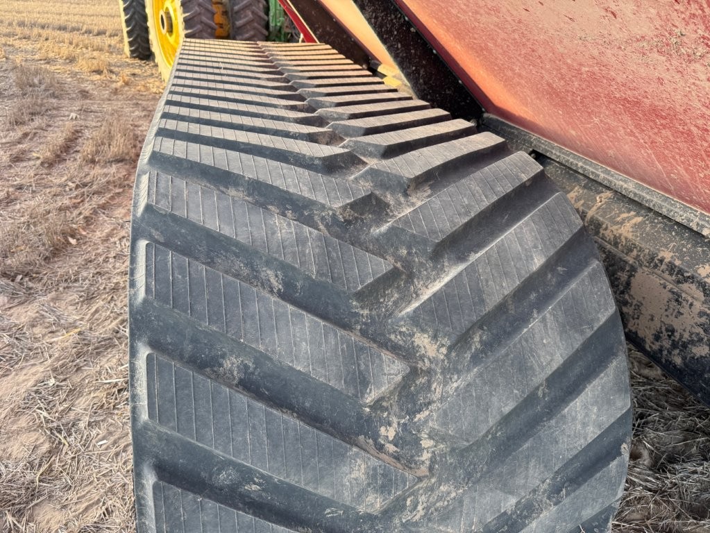 2019 Misc 1300 Grain Cart