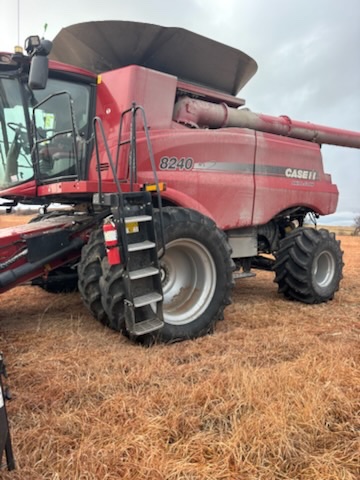 2017 Case IH 8240 Combine