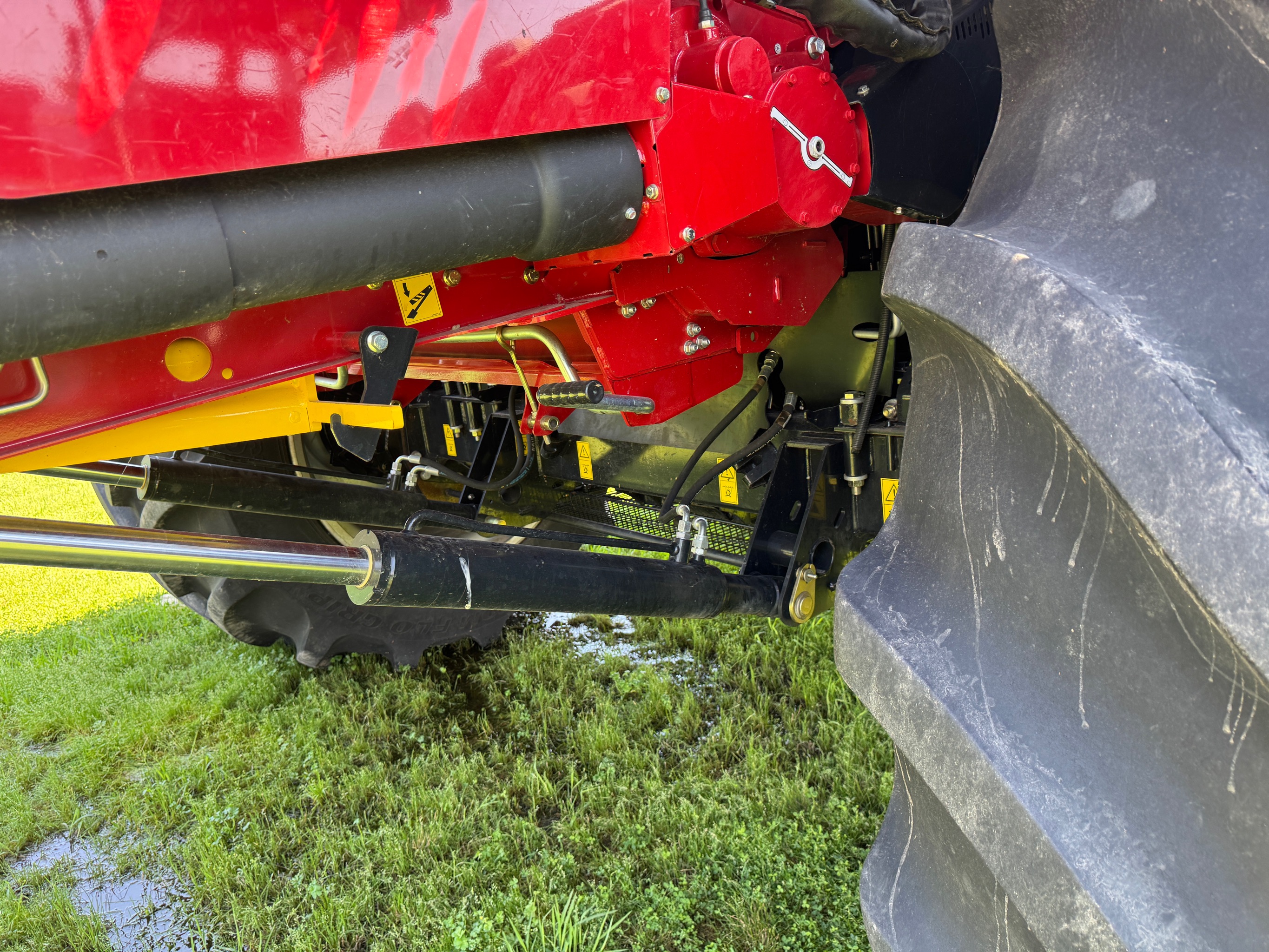 2024 Case IH 8250 Combine