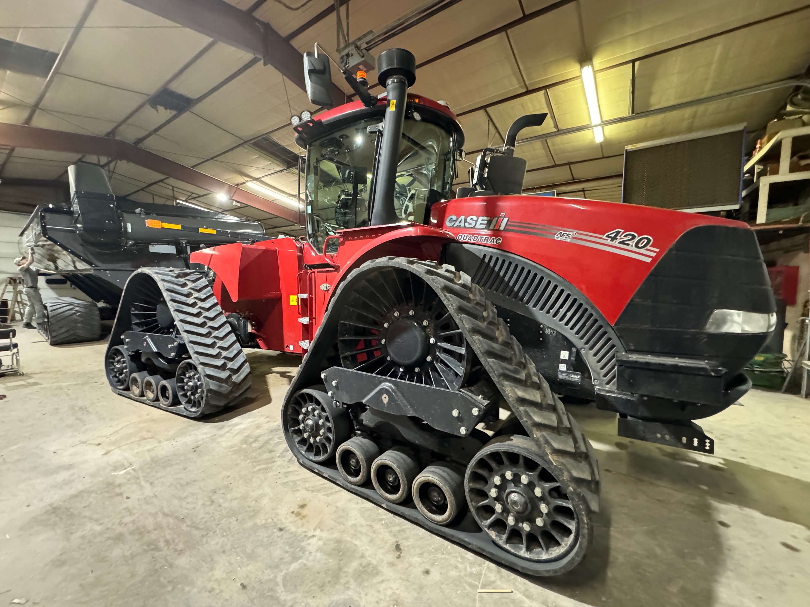 2021 Case IH Steiger 420 AFS Row Tractor