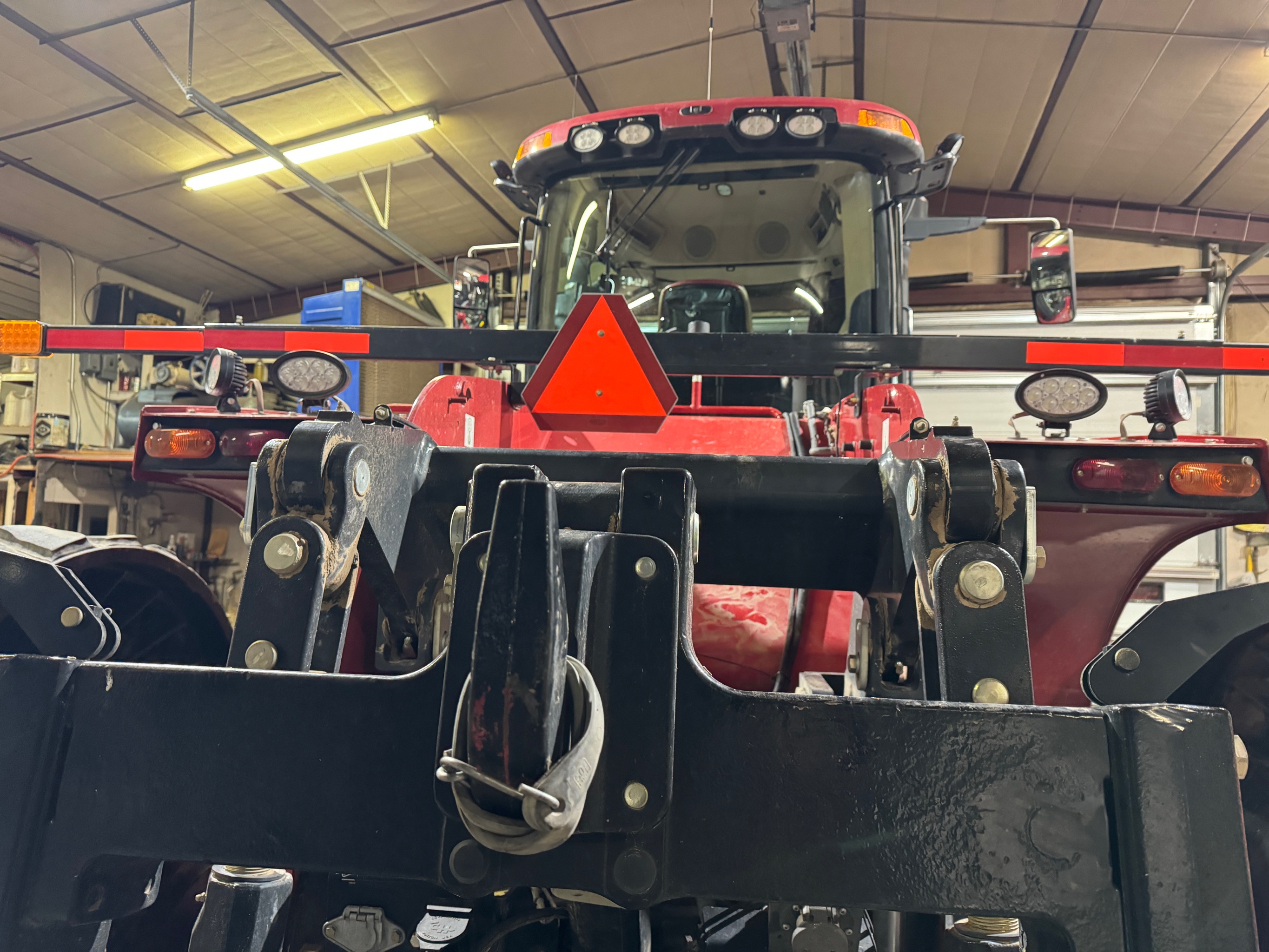 2021 Case IH Steiger 420 AFS Row Tractor